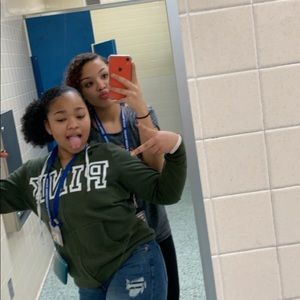 Meet your Posher, Shamya